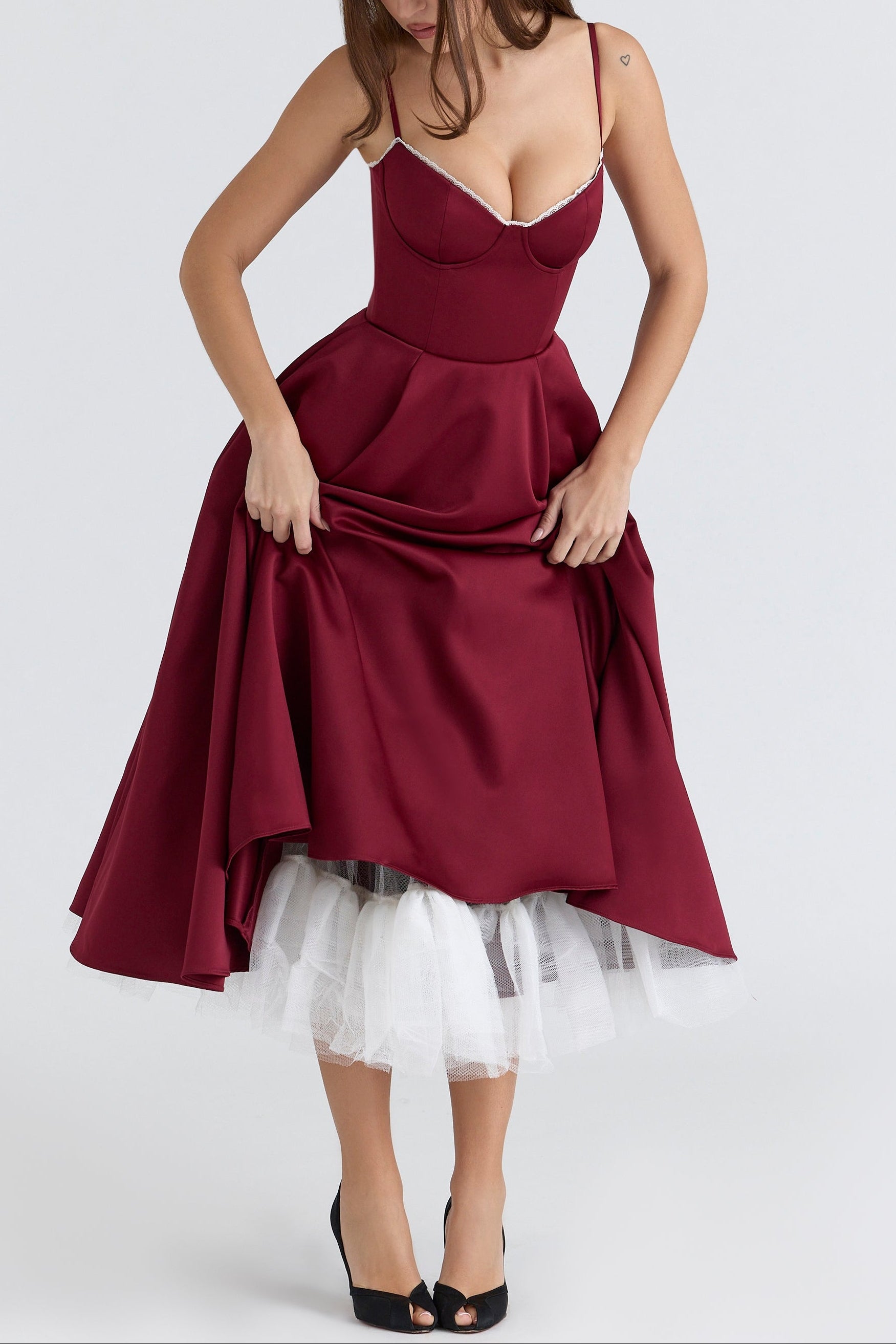 Molly Midi Dress in maroon ICYBOO