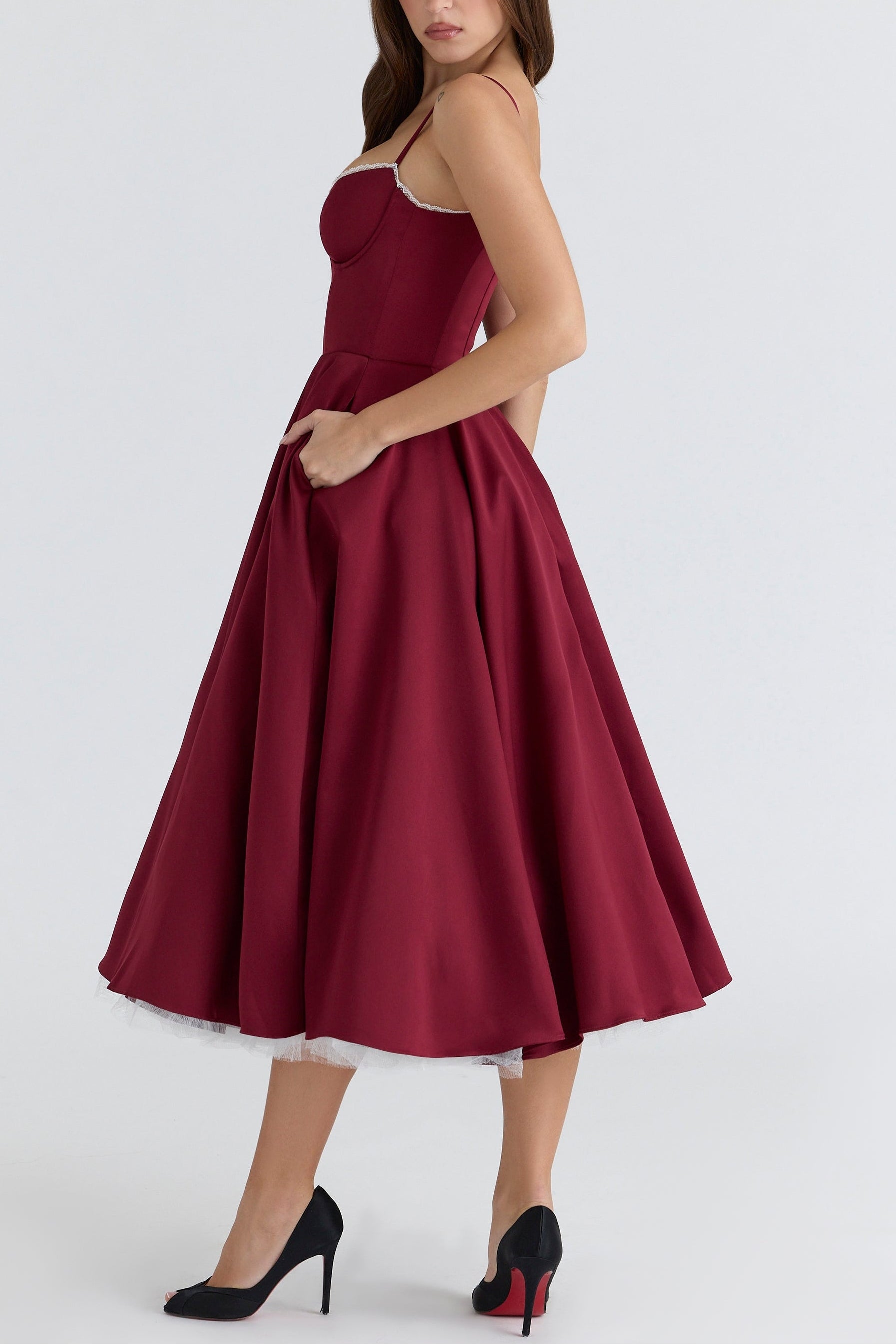 Molly Midi Dress in maroon ICYBOO