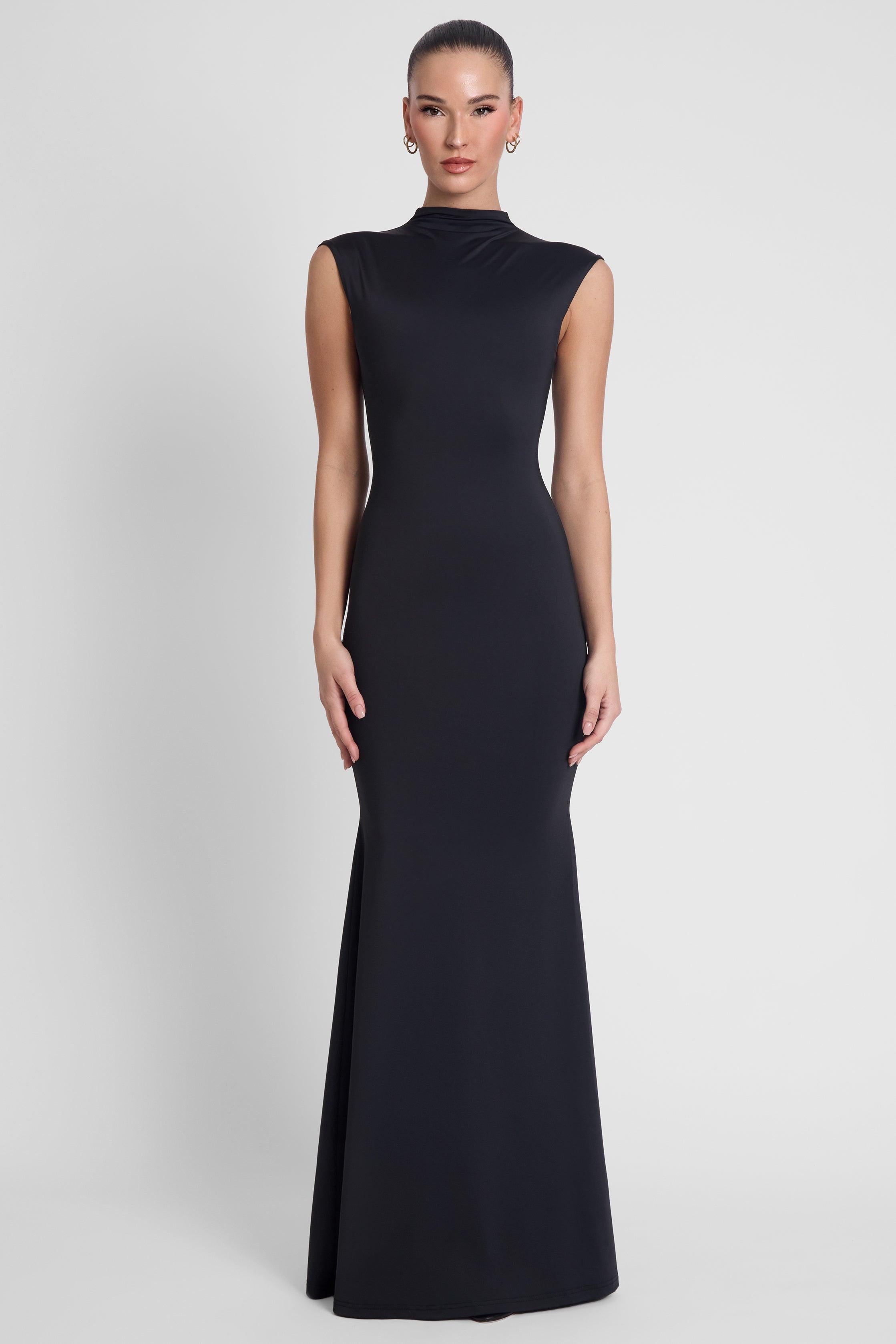 Como Maxi Dress with Cap Sleeves - Black ICYBOO