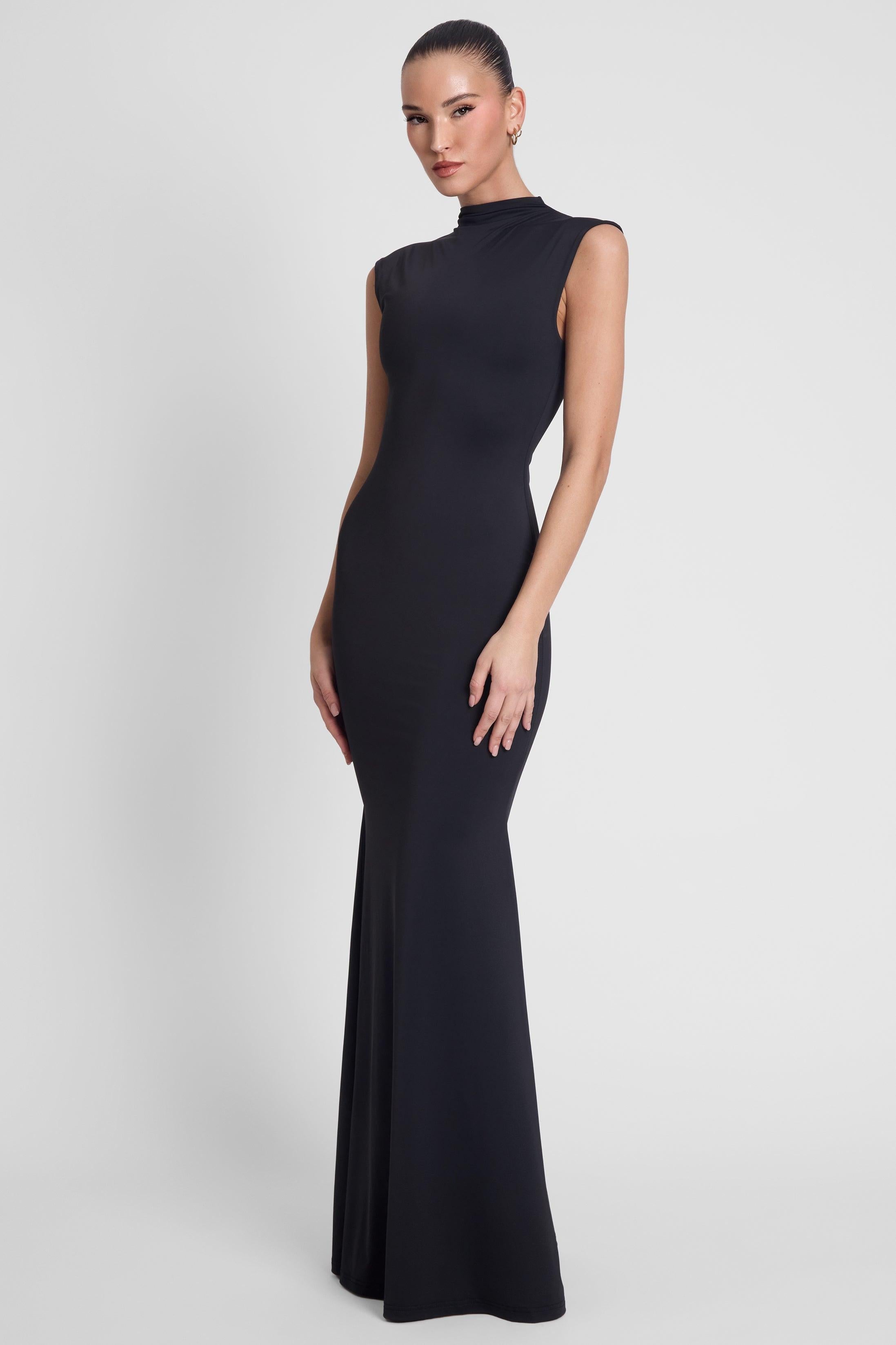 Como Maxi Dress with Cap Sleeves - Black ICYBOO