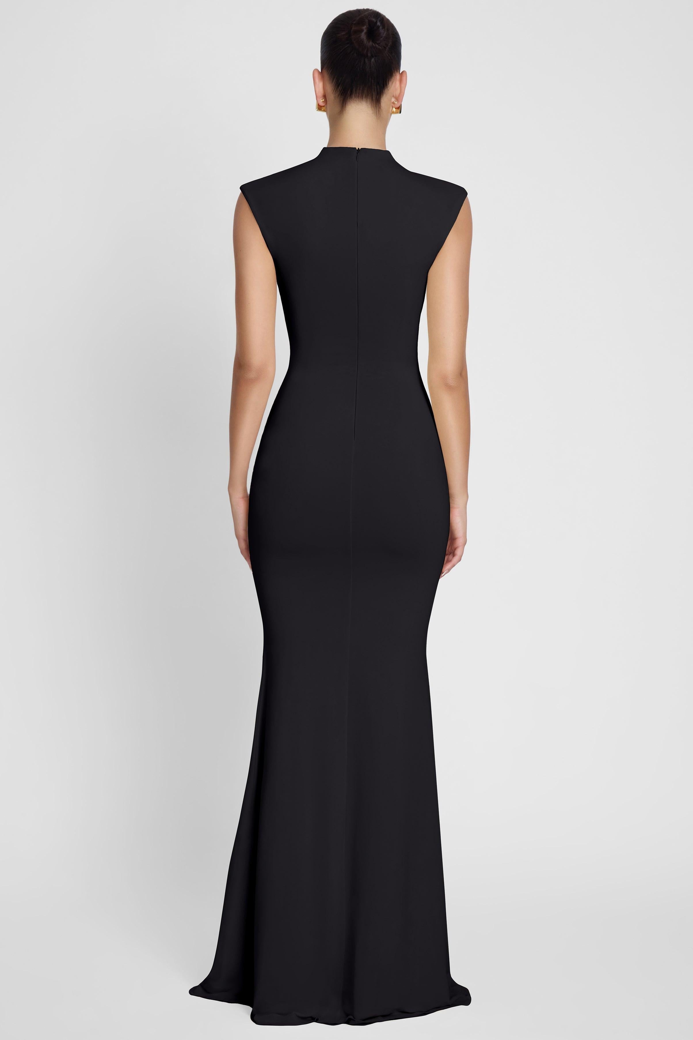 Como Maxi Dress with Cap Sleeves - Black ICYBOO