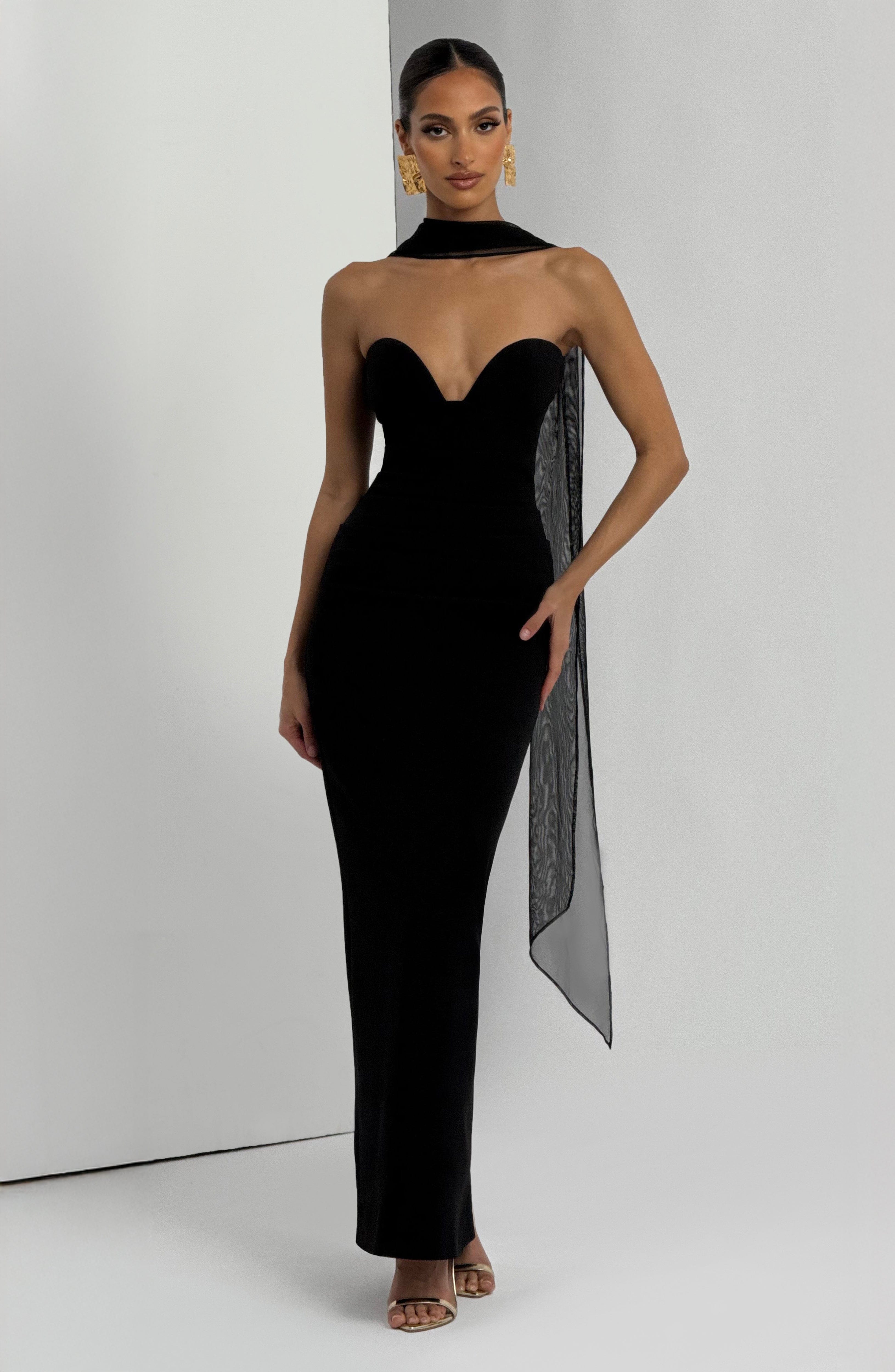 Lindsey Black Maxi Dress