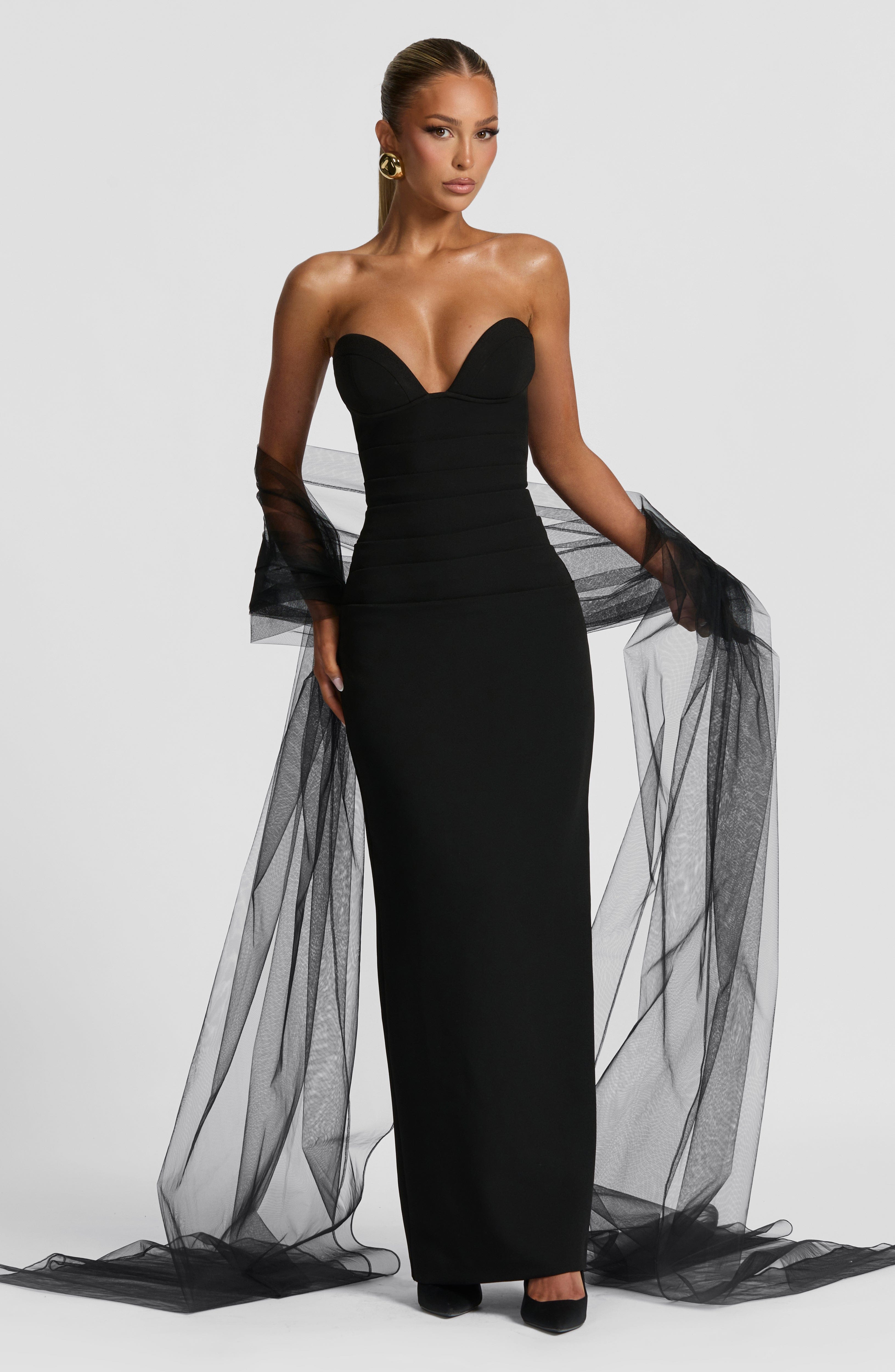 Lindsey Black Maxi Dress