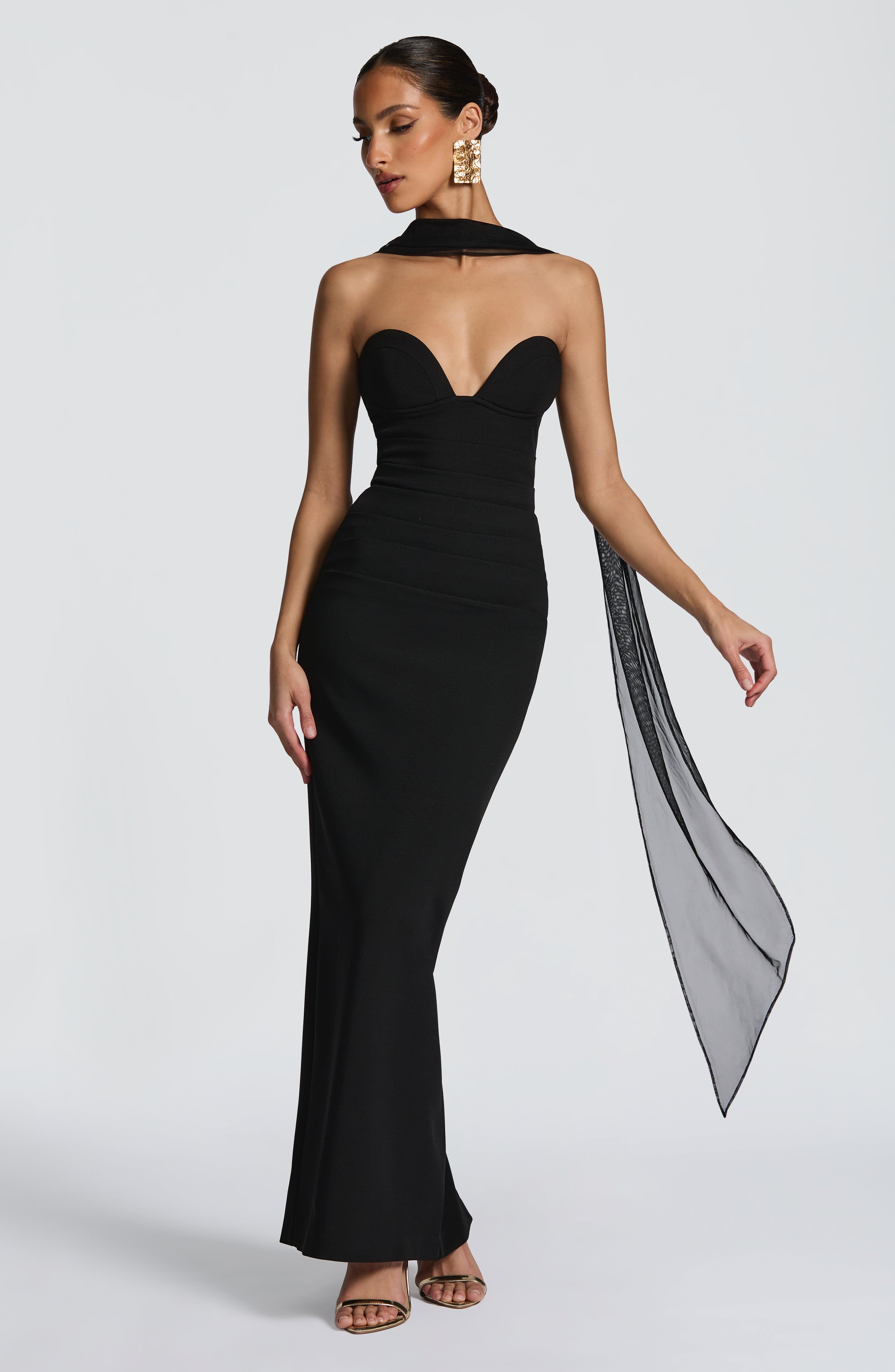 Lindsey Black Maxi Dress