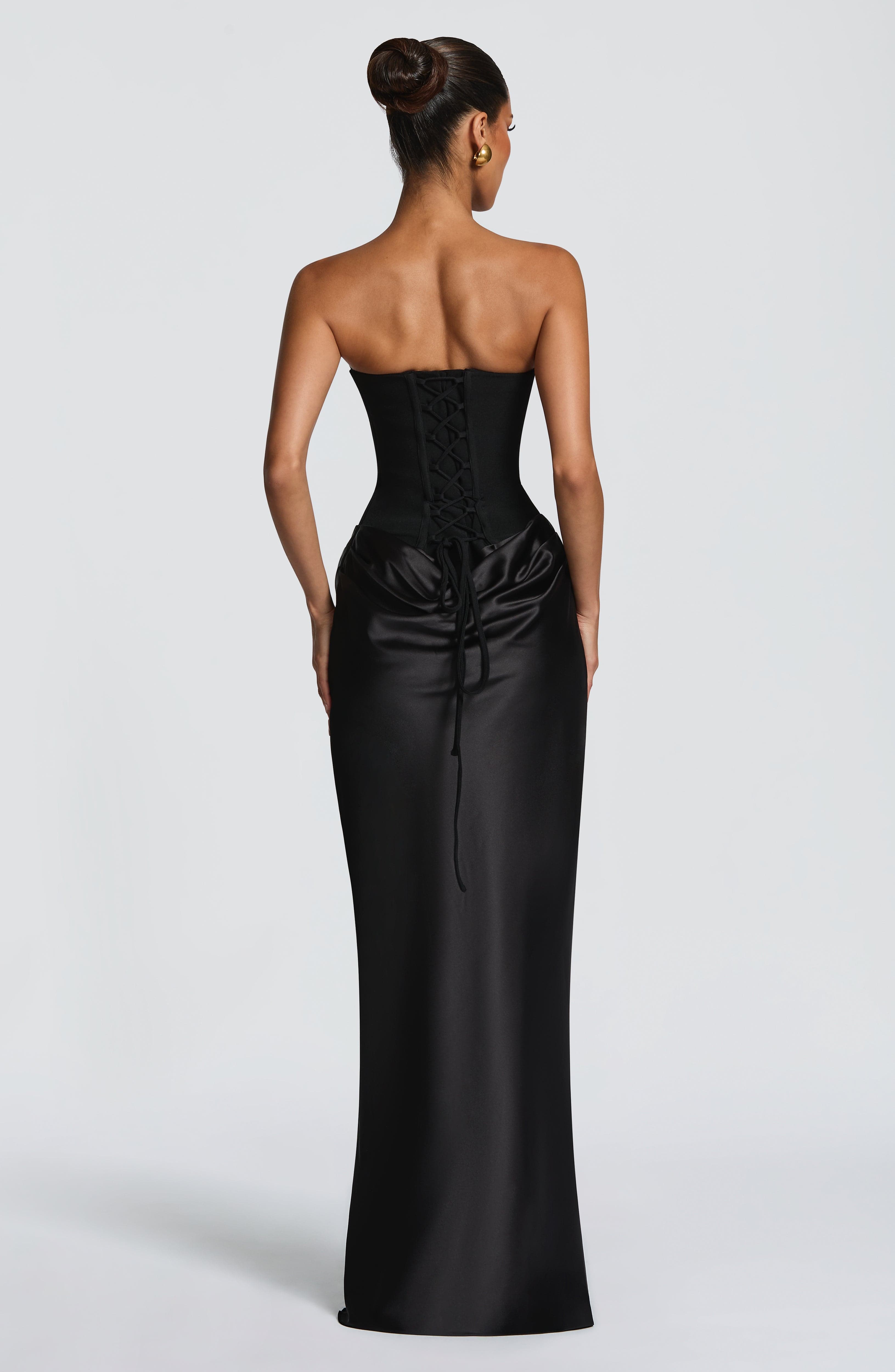 Maggie Maxi Dress - Black ICYBOO