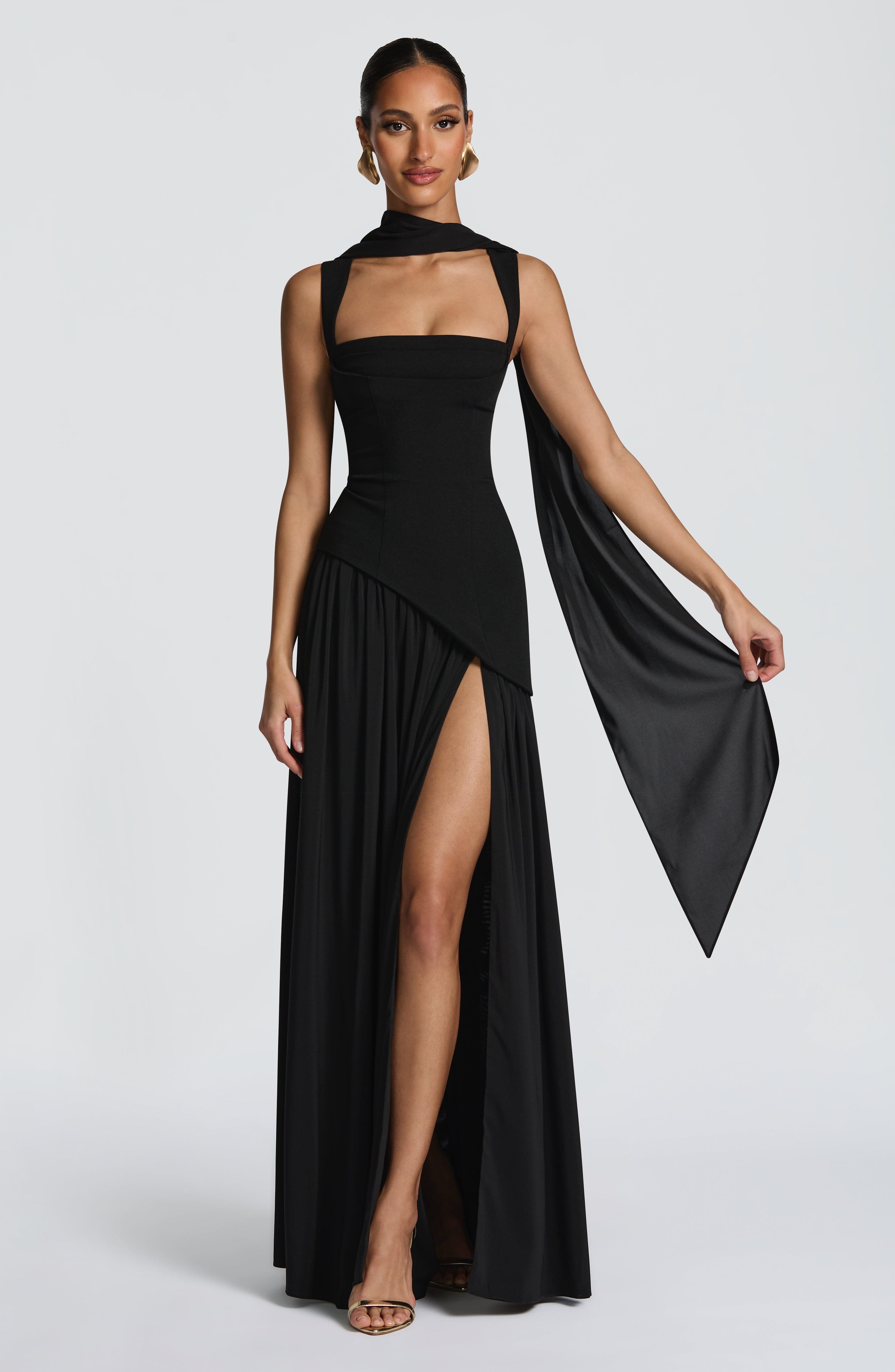 Tullulah Black Maxi Dress