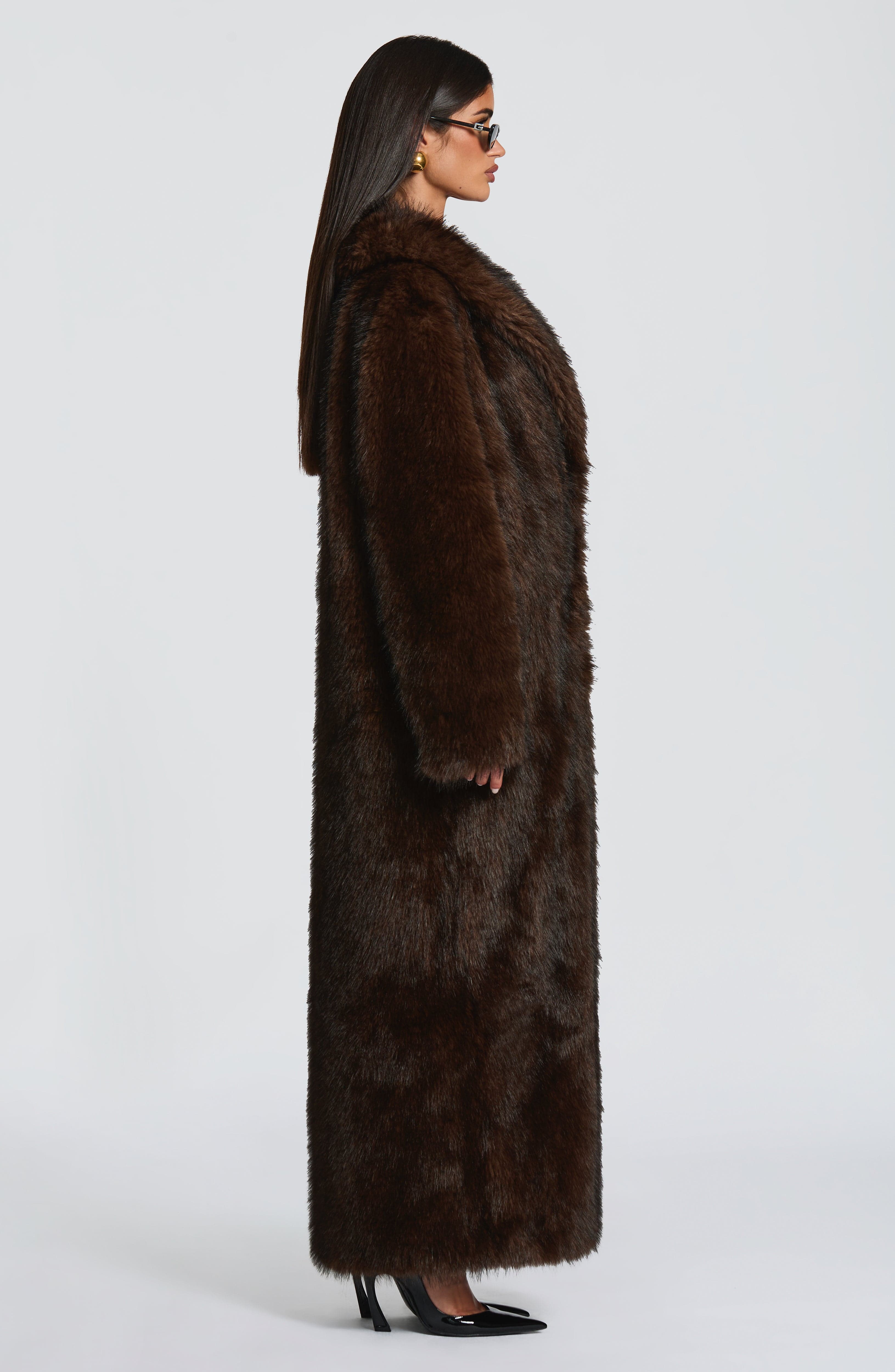 Chocolate Willow Coat